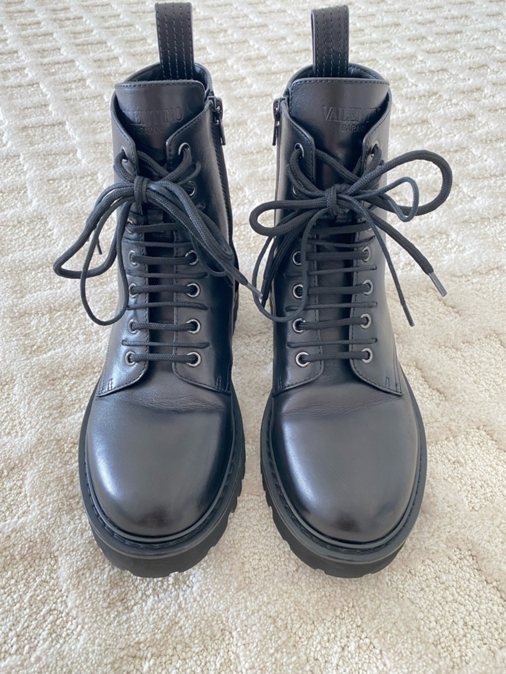 🌚VALENTINO Garavani Combat Boots - Picture 4 of 15